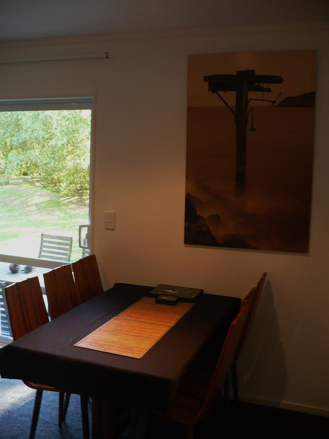 Nut Point Cottage West Melton Екстер'єр фото