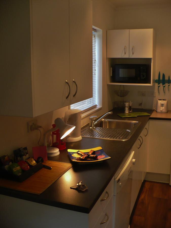Nut Point Cottage West Melton Екстер'єр фото