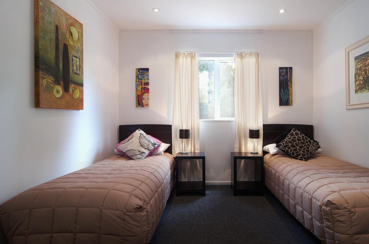 Nut Point Cottage West Melton Екстер'єр фото